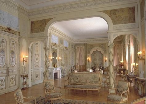 Villa Ephrussi De Rothschild, Villa Ephrussi, Saint Jean Cap Ferrat, Old Money House, Architecture Antique, Royalty Dr, Princess Room, Princess House, Mansion Interior