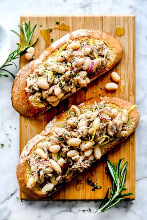 Mediterranean White Bean and Tuna Salad Toasts | foodiecrush.com Bean And Tuna Salad, Cannellini Beans Recipes, Grill Sandwich, White Bean Salad, Savory Herb, Easy Healthy Lunches, Foodie Crush, White Bean, Mediterranean Diet Recipes