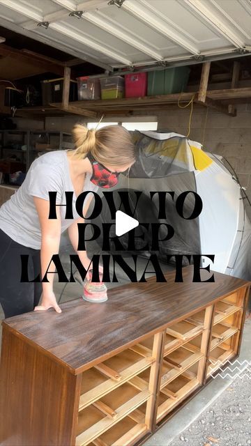 How To Remove Laminate From Furniture, How To Redo Laminate Furniture, Repaint Laminate Furniture, Redo Laminate Table Top, Laminate Furniture Flip, Refinish Ikea Furniture, How To Refinish Laminate Furniture, Spray Paint Laminate Furniture, How To Paint Over Laminate Furniture