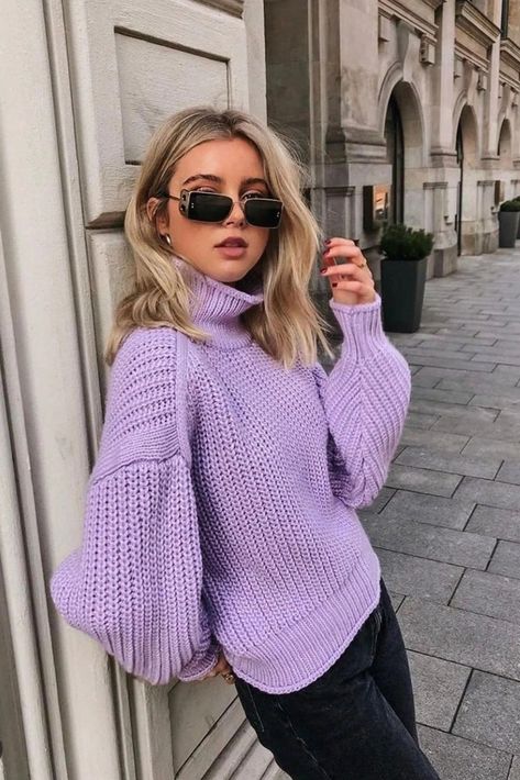 #zmeootd With Zaful sweaters and cardigans it has never been easier to look great. Beautiful clothing of all designs and creations are here! Come to Zaful ! Buy here! #sweater #jeans #women #HappyDate #PartyQueen #CollegeLife #AthleisureStyle #BFFOutfits #EvydayLooks #Affiliate Purple Sweater Outfit, Sweater Outfit Ideas, Mode Purple, Lavender Sweater, Cool Winter, Sweater Outfit, Purple Outfits, Cardigan Outfits, Purple Sweater