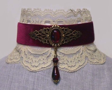 Idea For Dress, Victorian Choker Necklace, Velvet Cream, Garnet Red, Burgundy Velvet, Victorian Jewelry, Fantasy Jewelry, Cream Lace, Gothic Jewelry