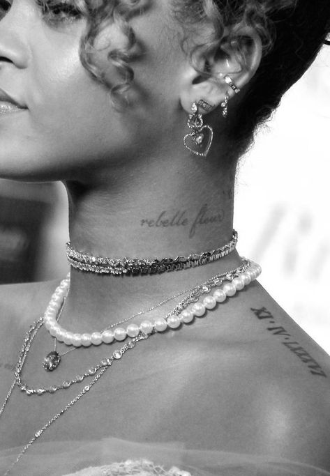 Tattoos Behind Neck For Women, Neck Tattoos Women Writing, Neck Writing Tattoos Women, Neck Tattoos Women Name, Women’s Word Neck Tattoo, Rare Neck Tattoo, Small Under Chin Tattoo Woman, Vertical Neck Tattoos Women, Cursive Name Tattoo On Neck