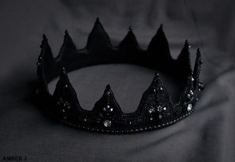 Fantasy Crown, Black Tiara, Gothic Crown, Crown Aesthetic, Royal Core, Queen Aesthetic, Royalty Aesthetic, Royal Aesthetic, Goth Wedding