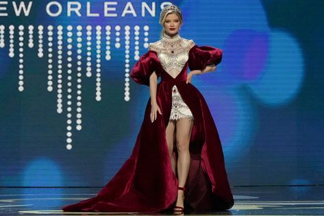 Miss Universe Dresses, Miss Russia, Russian Dress, Corset Fashion Outfits, Pageant Outfits, Tea Length Bridesmaid Dresses, Russian Clothing, Preformance Outfits