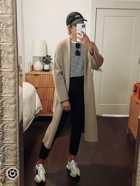 White Sneaker Outfit Winter, White Sneaker Fall Outfit, Neutral Capsule Wardrobe 2023, One Day Trip Outfit, Fall Beige High-top Sneakers, Stripe Tshirt Outfit Women, Everyday Winter Beige Cardigan, Casual Neutral Winter Cardigan, Versatile Everyday Beige Cardigan