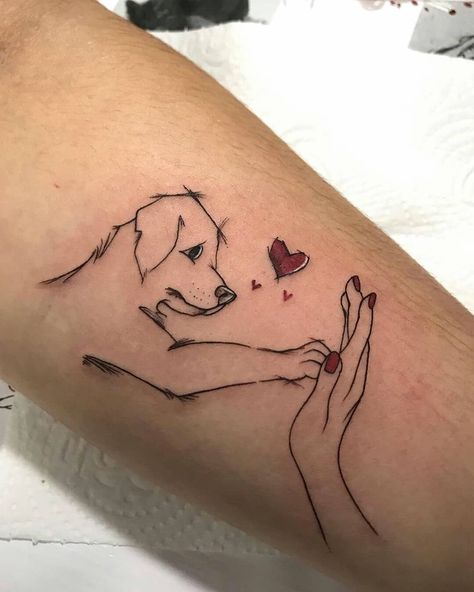 Pet Tattoos For Women, Dog Paw Tattoo Ideas, Paw Tattoo Ideas, Tattoo Perro, Tattoo Bein Frau, Animal Sketches Easy, Tattoos For Dog Lovers, Dog Memorial Tattoos, Favorite Tattoos