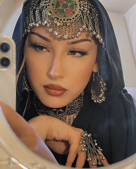 "God must have loved Afghans because he made them so beautiful." - Alexander the Great Afghanistan Culture, Afghani Clothes, Afghan Wedding, Kuchi Jewelry, Inexpensive Jewelry, Afghan Girl, Afghan Jewelry, Afghan Fashion, Culture Clothing