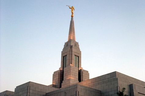 Cebu City Philippines Temple Cebu City Philippines, Cebu City, Dark Photography, Cebu, Latter Day Saints, Burj Khalifa, Jesus Christ, Philippines, Temple