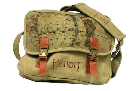 I MUST own this Middle Earth Map, Nerd Fashion, Interesting Recipes, Toy Art, Canvas Messenger Bag, Grown Man, Geek Chic, Middle Earth, Visual Kei