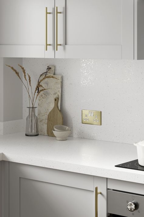 Need white laminate countertop ideas? Our White Sparkle Quartz Effect Laminate Worktop is a great addition to any modern kitchen design. Finish with matching sparkle quartz effect backboard, dove grey kitchen cabinets and brass kitchen hardware. Dove Grey Kitchen, Kitchen Door Styles, Brass Kitchen Hardware, Grey Cupboards, Laminate Worktop, Kitchen Surfaces, Quartz Kitchen, Diy Kitchen Storage, Cabinet Style