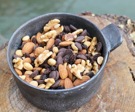 GORP (good ol' peanuts & raisins)  is a classic outdoor adventure snack. I like to keep mine simple, and find that it gives me all the energy I need when... Gorp Recipes, Homemade Trail Mix, Chocolate Raspberry Cheesecake, Potato Skin, Flan Recipe, Food Contest, Camping Recipes, Raw Almonds, Classic Outdoor