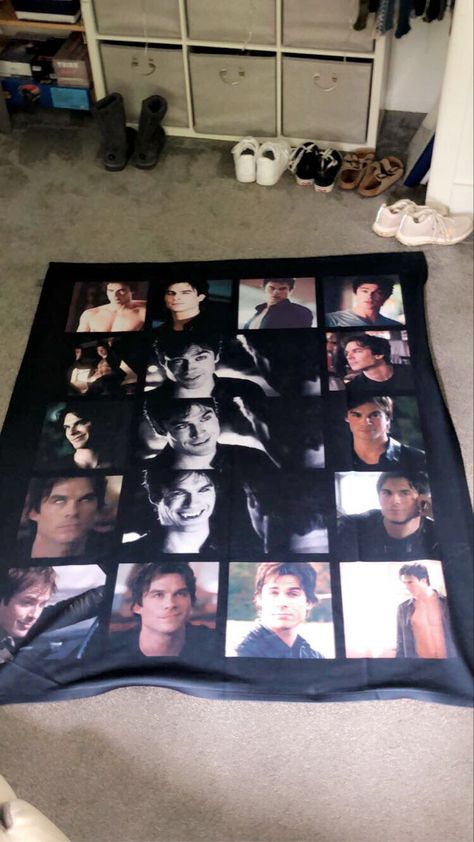 Damon Salvatore Blanket, Vampire Diaries Blanket, Tvd Gifts Ideas, Tvd Inspired Room, Elena Gilbert Style, Aesthetic Gifts, Ideal Bedroom, Tv Board, Diary Gift