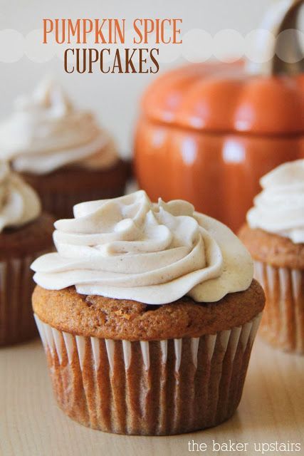 Pumpkin spice cupcakes from The Baker Upstairs. A rich, moist pumpkin cupcake topped with a heavenly whipped cinnamon cream cheese frosting. A beautiful and delicious way to celebrate fall! www.thebakerupstairs.com Cinnamon Cream Cheese, Spice Cupcakes, Cinnamon Cream Cheese Frosting, Sukkot, Pumpkin Cupcakes, Pumpkin Spice Cupcakes, Pumpkin Flavor, Delicious Pumpkin, Köstliche Desserts