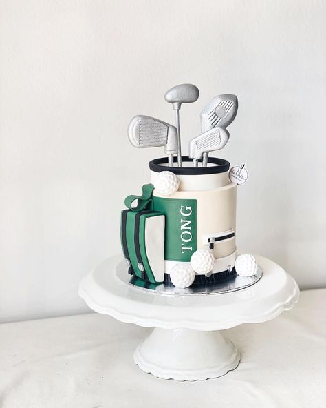 Golf Themed Cakes, Golf Birthday Cakes, Cookie Recipes Decorating, 17 Birthday Cake, Golf Cake, 70th Birthday Cake, Novelty Birthday Cakes, Sport Cakes, Adult Birthday Cakes