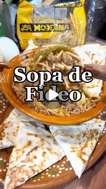 Nite Marquez on Instagram: "Sopa de Fideo with Carne Molida y Papas! Our Sopa de Fideo is perfect for a Cozy meal with family and friends! Recipe: 1-lb of ground beef 1-teaspoon salt  1-teaspoon garlic powder  1/4 of a White onion (diced) 1-tablespoon fresh minced garlic  1-7oz package of Fideo or vermicelli  2-medium red potatoes (peeled,cubed and rinsed) 1-cup green chile rajas(Green Chile’s roasted, peeled and cut into strips) 2-small cans of El Pato hot tomato sauce (rinse the can with cold water and add to the beef mixture) 2-cups water or more if needed depending how soupy you want it! 1-tablespoon garlic salt Best served with Cheese Quesadillas or Taquitos!  Procedure: 1️⃣ In a preheated skillet with olive oil on medium heat, brown off the ground beef and add the salt and garlic pow Fideo Recipe Mexican With Ground Beef, Mexican Ground Beef Recipes, Fideo Recipe, Friends Recipe, Cheese Quesadillas, Latino Food, Casserole Side Dishes, Mexican Kitchen, Beef Soup Recipes