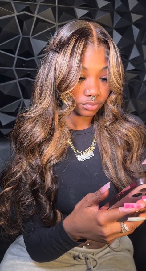 Graduation Hairstyles Blonde, Highlight Brown Wig Hairstyles, Honey Blonde And Brown Highlights, Highlight Lace Wig, Brown And Blond Wig, Deep Wave With Highlights, Brown Highlight Wigs Black Women, Highlight Wig Hairstyles, 20th Birthday Hairstyles Black Women