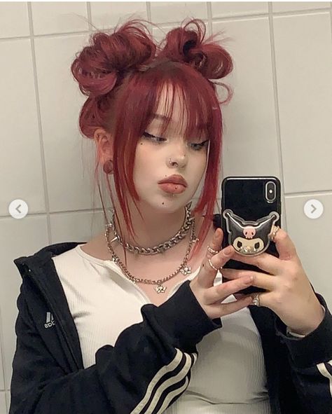 Red Hair Inspo, Y2k Hairstyles, Dyed Hair Inspiration, Pretty Hair Color, Hair Stylies, Alternative Hair, Penteado Cabelo Curto, Dye My Hair, Hair Dye Colors