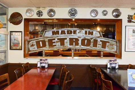 20 great places to eat and drink in downtown Detroit | MLive.com Detroit Restaurants Downtown, Buddys Pizza, Detroit Restaurants, Cyprus Greece, Germany And Italy, Detroit Michigan, Birthday Dinners, Best Places To Eat, United States Of America