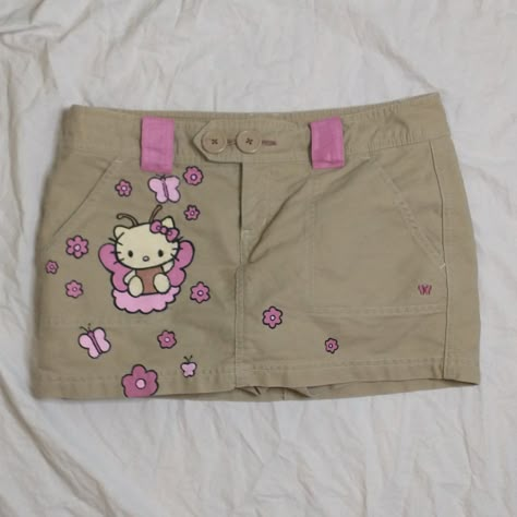 Hello Kitty Skirt, Pngs For Moodboards, Kitty Clothes, Hello Kitty Clothes, 2000s Vintage, Custom Hand Painted, Swaggy Outfits, Dream Clothes, Y2k 2000s