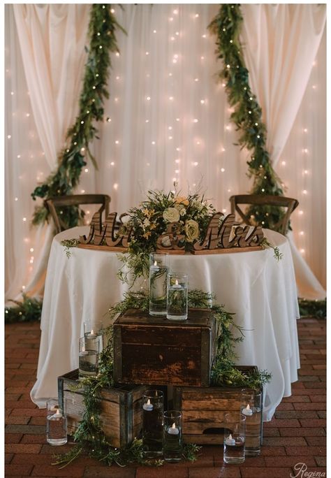 Indoor Sweetheart Table Wedding, Sweetheart Table Wedding Diy, Rustic Head Table Decor, Mr And Mrs Sweetheart Table, Babies Breath Sweetheart Table, Lovers Table Wedding, Rustic Wedding Sweetheart Table Ideas, Winter Sweetheart Table Wedding, Simple Bride And Groom Table