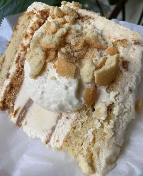 Nails Ideas | 🍌 Banana Pudding Cookie Butter Cheesecake Cake | Facebook Banana Pudding Cookie Butter Cheesecake, Banana Pudding Cookie Butter Cheesecake Cake, Cookie Butter Banana Pudding, Birthday Meals, Cookie Butter Cheesecake, Banana Pudding Cookies, Banana Pudding Cake, Banana Pudding Cheesecake, Cheesecake Pie