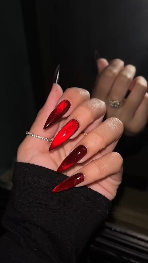 Red Vampy Nails, Red Nail Designs Stiletto, Simple Nails Red, Red And Silver Cat Eye Nails, Black With Red Cat Eye Nails, Black And Red Cateye Nails, Dark Red Cat Eye Nails, Dark Red Cateye Nails, Black Cateye Nails