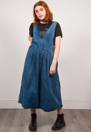 VINTAGE 90'S DENIM MIDI DRESS Midi Overall Dress, Vintage Jean Dress Outfit, Jean Overall Dress Outfit, T Shirt Under Dress, 90s Jean Dress, Ruffle Dress Outfit, Ruby Aesthetic, 90s Denim Dress, Shirt Under Dress