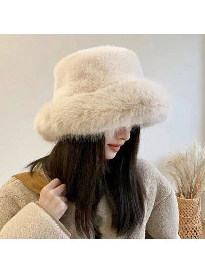 Bucket Hat Outfit, Fluffy Bucket Hat, Winter Fur Hat, Princess Hat, Fur Bucket Hat, Bucket Hat Women, Wide Brim Hats, Brim Hats, Fancy Hats