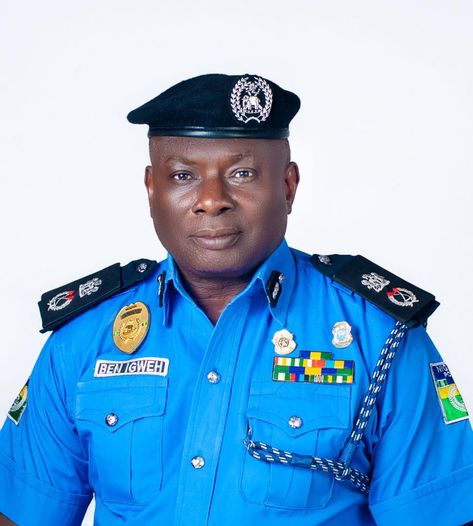 The new Federal Capital Territory, FCT Commissioner of Police, Benneth C. Igweh has assumed duty as the 31st CP in the nation’s capital city amid the deteriorating security situation. DAILY POST recalls that the new CP took over from Haruna G. Garba following the latter’s promotion to the rank of Assistant Inspector General of Police, AIG. CP Benneth C. Igweh was born on the 7th of October, 1968. #fctpolicecommissioner #federalcapitalterritory Nigeria Police, Afghan Food, Police Uniforms, Men In Uniform, Policeman, Local Government, Public Relations, Capital City, Police Officer