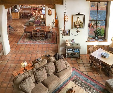 Silverking — Classic New Mexico Homes Southwestern Interior Design, Mexican Haciendas, Mexico Homes, Southwest House Plans, Southwestern Interior, Southwest Style Home, Hacienda Decor, Southwest House, Tuscan Style Homes