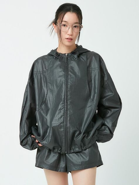 This unisex windbreaker jacket offers a versatile style. It features the layered design with a round shape connecting to front side pockets and inner strap closure.- Oversized fit for comfortable wear experience- Hood and hem stoppers for adjustable shape- Can be styled as a set with Windbreaker Short Pants Layered Design, Layers Design, Versatile Style, Windbreaker Jacket, Short Pants, 2 Colours, Round Shape, Pants, How To Wear