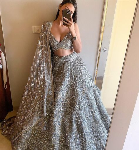 Grey Wedding Dress Silver, Wedding Dress Turquoise, Silver Lengha, Wanderlust Fashion, Grey Wedding Dress, Wedding Lehenga Designs, Bridal Lehenga Collection, Traditional Indian Dress, Indian Dresses Traditional