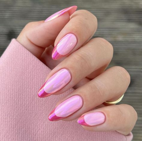 20 Pink Chrome Nail Ideas That Prove Metallic Manis Are Here to Stay Ballerina Nails Designs, Pink Chrome Nails, Cute Pink Nails, Minimalist Nail, French Tip Nail Designs, Light Pink Nails, Nagel Tips, Thanksgiving Nails, Ballerina Nails