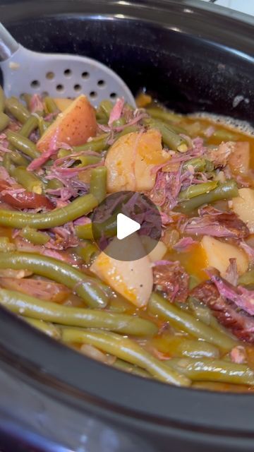 Raven Hall on Instagram: "Slow Cooker Green beans & potatoes w/Smoked turkey #cooking #cookingathome #cookingtime #cookingwithlove #delicious #dinner #eat #eating #food #foodblogger #foodie #foodies #foodlover #foodporn #foods #foodstagram #healthyfood #homecooking #homemade #instafood #instagood #crockpotmeals #greenbeans" Soul Food Green Beans, Southern Green Bean Recipes, Green Bean Side Dish Recipes, Ham And Green Beans, Crockpot Green Beans, Slow Cooker Green Beans, Smoked Turkey Legs, Beans In Crockpot, Green Beans Side Dish