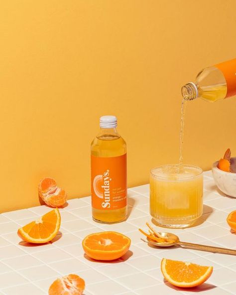 Orange Product Photography, Juice Product Photography, Fruit Juice Photography, Juice Photoshoot, Beverage Photography Ideas, Juice Photography, Mastering Studio, Studio Product Photography, Bold Images