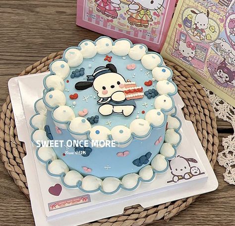 Bts Cake, Vintage Birthday Cakes, Tiny Cakes, Funny Birthday Cakes, Mini Cakes Birthday, Pretty Dessert, Creative Birthday Cakes, Hello Kitty Cake, Simple Birthday Cake