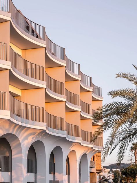 Hotel niko - a contemporary transformation in crete | 3xn architects | 3XN Arched Facade Architecture, Arch Facade Design, Abu Dhabi Architecture, Complex Architecture, Seaside Architecture, Contemporary Facade Design, Neo Futurism Architecture, Curved Facade, Hotel Facade Design