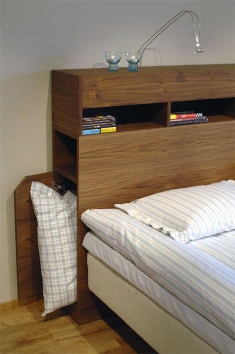 Bedroom Wall Units, Diy Bedroom Storage, Beds For Small Spaces, Headboard With Shelves, Bedside Table Design, A Small House, Wooden Headboard, Diy Headboard, Headboard Designs