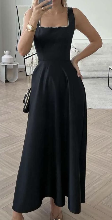 Old Money Dress To Impress, Svecane Haljine, Cotillion Dresses, Money Dress, Trendy Prom Dresses, Tailored Clothes, Elegant Dresses Classy, Black Dress Formal, Fashion Illustration Dresses