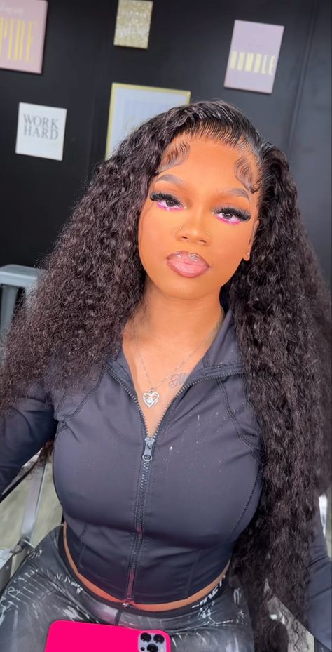 1800 Makeup, Glam Birthday Makeup Looks, Prom Makeup Pink, Hairstyles With Side Part, Pink Makeup Looks Soft, Pink Makeup Looks Black Women, Birthday Makeup For Black Women, Soft Beat Makeup, Makeup Looks Pink