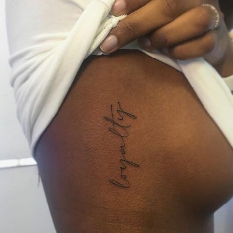 Loyalty Quotes Tattoo For Women, Loyalty Back Tattoo, Beauty Tattoos For Women, Tattoo For Back Woman, Tatoos Woman Back, Loyalty Tattoo For Women Ideas, Loyalty Tattoo Ideas, Tattoo On Back For Women, Cute Back Tattoos For Women