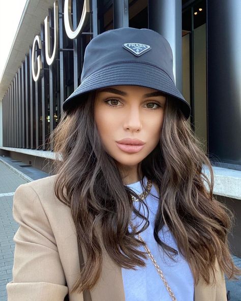 Prada Hat Outfit, Prada Bucket Hat Outfit, Bucket Hat Outfits, Prada Outfits, Hat Outfit Summer, Prada Bucket Hat, Prada Hat, Bucket Hat Outfit, Hat Outfits