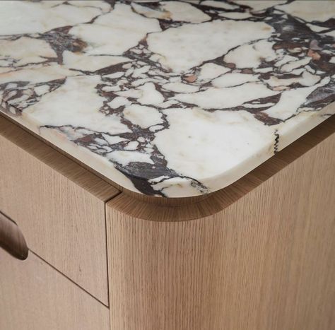 Italian Kitchen Ideas, Calacatta Viola, Marble Detail, Carpentry And Joinery, Marble Desk, Concrete Stained Floors, Dream Closet Design, Primary Bath, Joinery Details