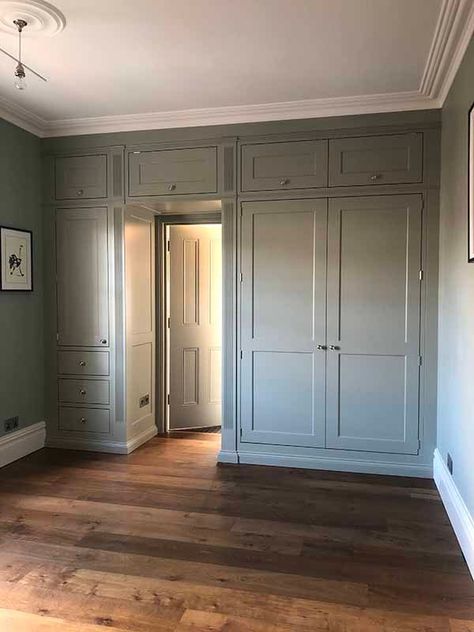 Built In Wardrobe Around Doorway, Closet Over Doorway, Cupboard Over Doorway, Built In Wardrobe Next To Door, Wardrobe To Ensuite, Fitted Wardrobe Ideas Master Bedrooms, Built In Closet Around Doorway, Built In Over Doorway, Wardrobe Around Doorway