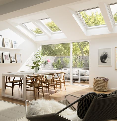 Velux Skylights Kitchen, Skylight Living Room, Kitchen Diner Extension, Skylight Kitchen, Velux Skylights, Open Plan Kitchen Dining Living, Roof Windows, Roof Extension, Open Plan Kitchen Dining