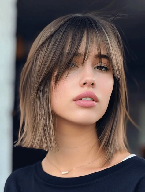 Bob With Bardot Bangs, Straight Bob Curtain Bangs, Shoulder Length Hair With Bangs Straight, Long Bob With Fringe, Shoulder Length Hair With Bangs, Blond Balayage, Corte Bob, Short Hairdos, Hair Color Pastel