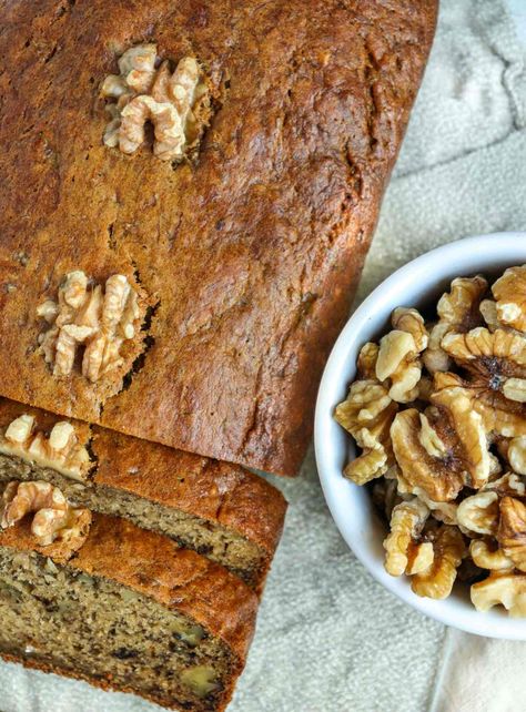 Olive Oil Banana Bread Recipe - Knead Some Sweets Oil Banana Bread Recipe, Bread With Olive Oil, Apple Spice Muffins, Vanilla Granola, Banana Nut Bread Recipe, Granola Clusters, Nut Bread Recipe, Olive Oil Recipes, Eating Bananas