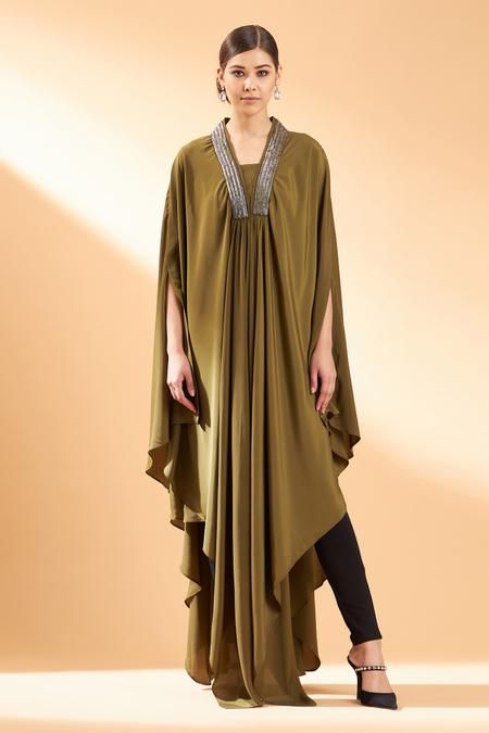 Silk Crepe Kaftan Style Tunic Indo Western Outfits For Women, Kaftan Tunic, Kaftan Designs, Tunics Online, Tunic Designs, Kaftan Style, Silk Kaftan, Power Dressing, Stylish Party Dresses