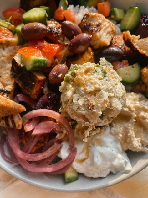 Cava Crazy Feta, Crazy Feta, Brocc Your Body, Mediterranean Chicken Bowl, Pickle Onions Recipe, Veggie Pasta Salad, Chicken Bowls, Fast Casual Restaurant, Feta Recipes