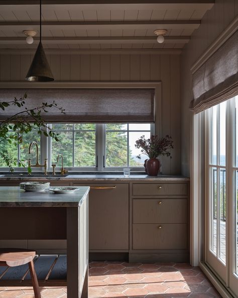 The cottage kitchen. Space planned to the max, filled with natural materials (like my forever favorite quartzite!) and Lake Superior views for days. Let’s just say it makes doing the dishes a little less mundane⚡️ #yondinteriors #feelingofhome #yondcottage Design: @yondinteriors 📷: @erinlittlephoto ✨ @charestvalentine Yond Interiors, Pantry Remodel, Green Kitchen Cabinets, Northern Minnesota, Cottage Kitchen, Green Kitchen, Lake Superior, Space Planning, Residential Design